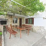 Apartments Ivan - 60M From The Sea