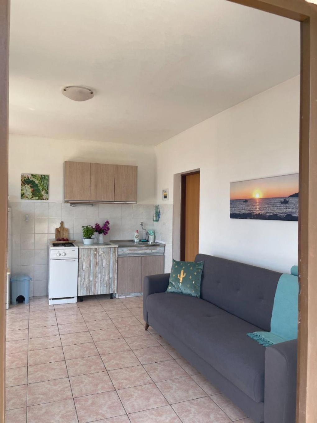 Appartamento Ivan - 60m From The Sea