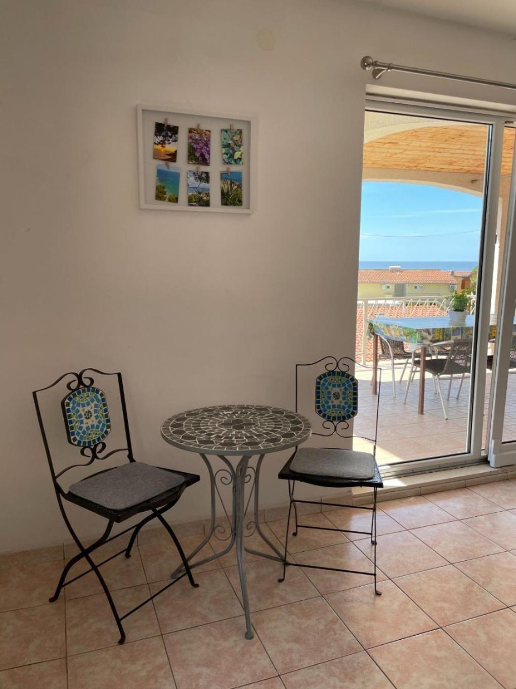 Appartamento Ivan - 60m From The Sea
